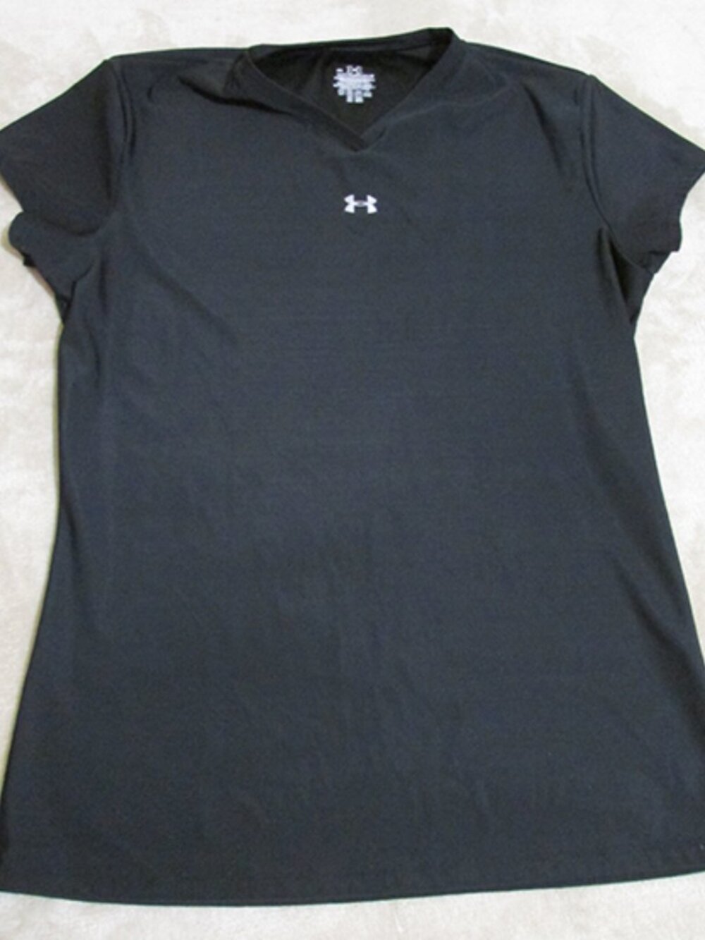 Under Armour Women's Athletic Short Sleeve V-Neck T-Shirt Size XL (G) 0096